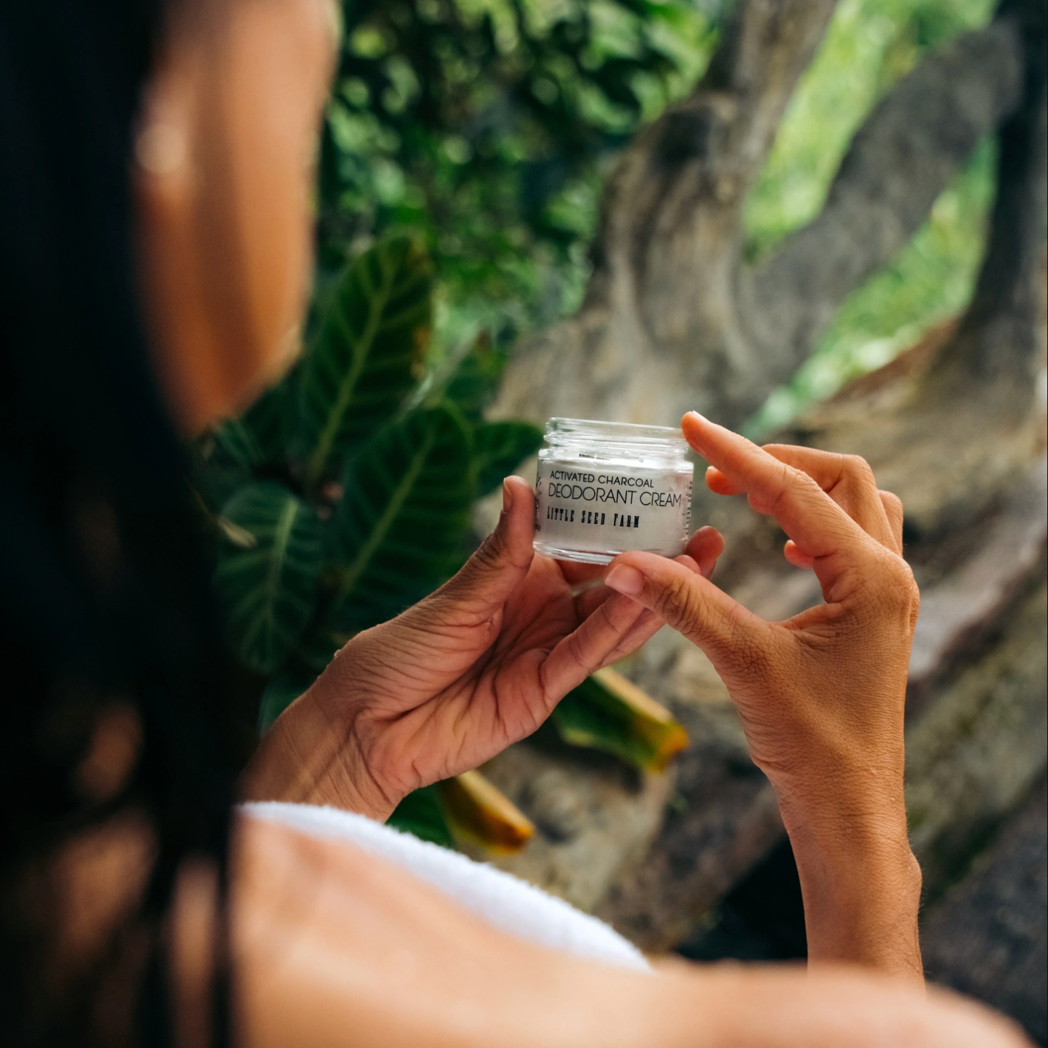 activated charcoal deodorant cream